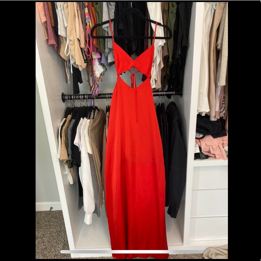 Cut Out Maxi Dress